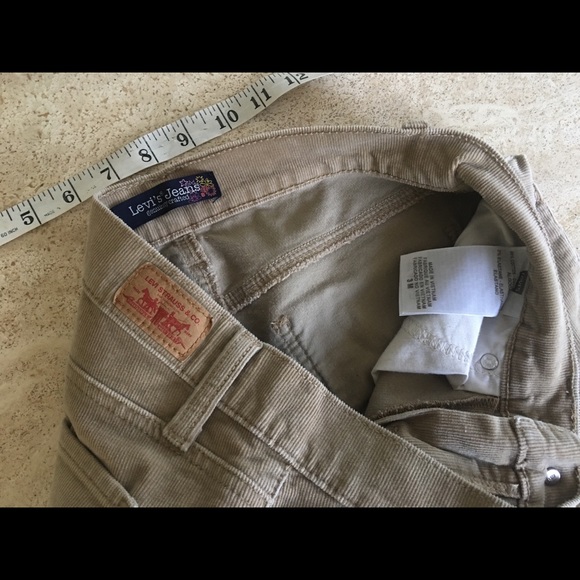 💙Levi’s Corduroy Jeans💙 - Picture 6 of 6